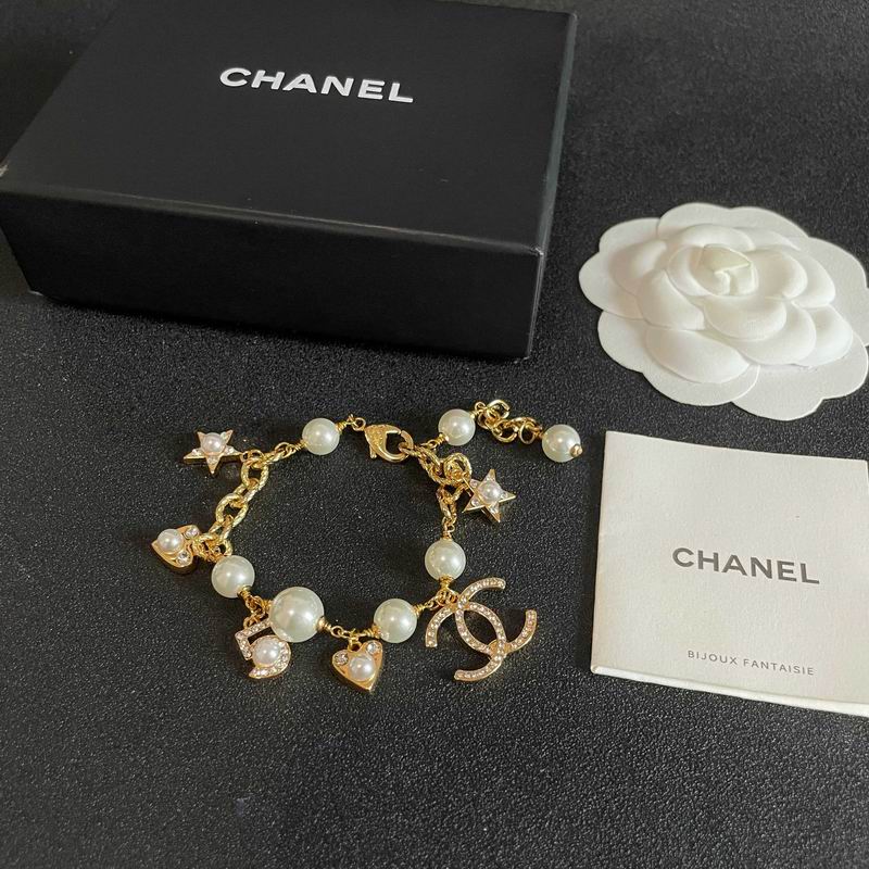 Chanel Suits 05yxs10